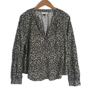 Universal Thread Green Floral Corduroy Vneck Long Sleeve Blouse Size Medium